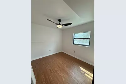 512 NW 2nd Ave #B, Hallandale Beach, FL 33009 - Photo 9