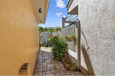 13061 SW 56th Ter, Miami, FL 33183 - Photo 31