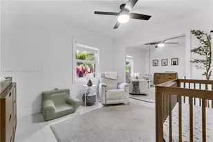430 Cardinal St, Miami Springs, FL 33166 - Photo 21