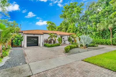 430 Cardinal St, Miami Springs, FL 33166 - Photo 3