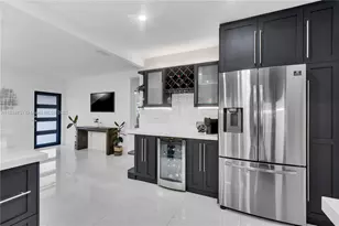 430 Cardinal St, Miami Springs, FL 33166 - Photo 13