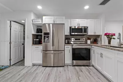 21459 NW 40th Cir Ct, Miami Gardens, FL 33055 - Photo 7