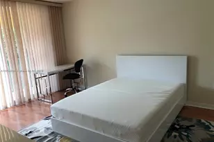 201 Golden Isles Dr, Hallandale Beach, FL 33009 - Photo 9