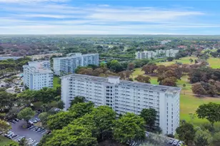 605 Oaks Dr, Pompano Beach, FL 33069 - Photo 27