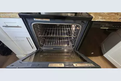 8050 W McNab Rd #212, Tamarac, FL 33321 - Photo 13