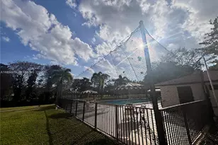 8050 W McNab Rd, Tamarac, FL 33321 - Photo 19