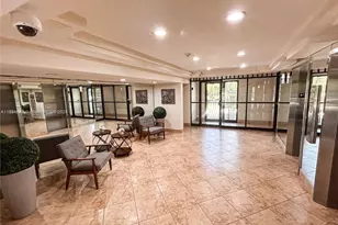 400 Diplomat Pkwy, Hallandale Beach, FL 33009 - Photo 17