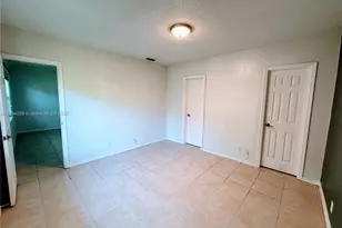 2424 SE 17th St, Fort Lauderdale, FL 33316 - Photo 9
