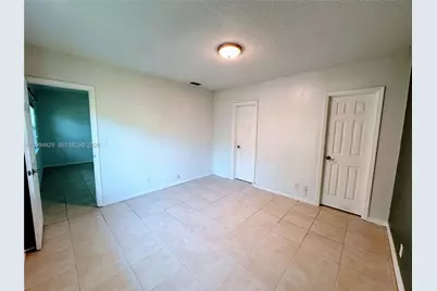 2424 SE 17th St #B307, Fort Lauderdale, FL 33316 - Photo 11