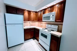 2424 SE 17th St, Fort Lauderdale, FL 33316 - Photo 5