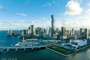 398 NE 5th St, Miami, FL 33132 - Photo 19