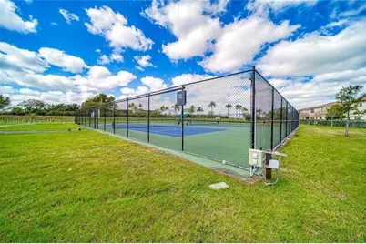 404 NE 194th Ter, Miami, FL 33179 - Photo 37