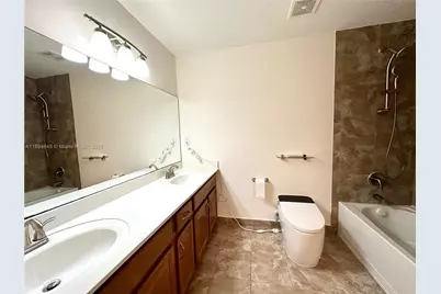 404 NE 194th Ter, Miami, FL 33179 - Photo 21