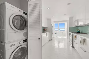 1 Grove Isle Dr, Miami, FL 33133 - Photo 33