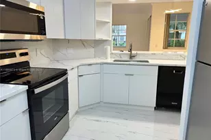 3255 NE 184th St, Aventura, FL 33160 - Photo 5