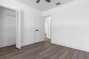 2411 SW 50th Terrace, Fort Lauderdale, FL 33317 - Photo 9