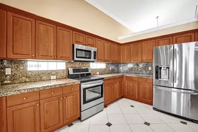 2434 SW 157th Ave, Miramar, FL 33027 - Photo 13