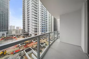 1060 Brickell Ave, Miami, FL 33131 - Photo 25