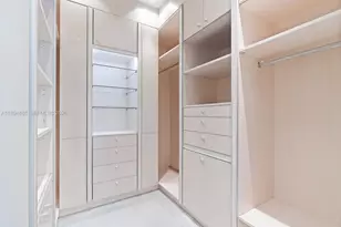 100 S Pointe Dr, Miami Beach, FL 33139 - Photo 27