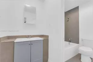 3051 NW 77th St, Miami, FL 33147 - Photo 19