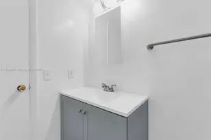 3051 NW 77th St, Miami, FL 33147 - Photo 15