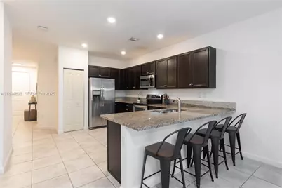 25128 SW 113th Pl, Homestead, FL 33032 - Photo 7