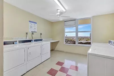 3800 S Ocean Dr #719, Hollywood, FL 33019 - Photo 43