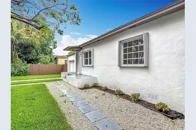 1535 NW 124th St, North Miami, FL 33167 - Photo 5