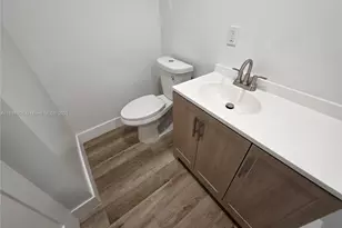 1535 NW 124th St, North Miami, FL 33167 - Photo 27