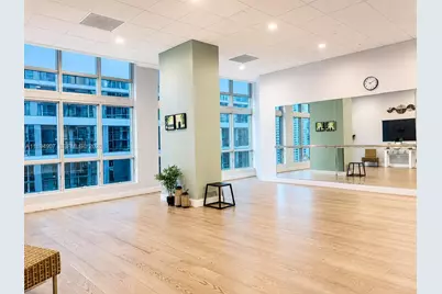 300 S Biscayne Blvd #T-1908, Miami, FL 33131 - Photo 9