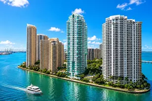 300 S Biscayne Blvd, Miami, FL 33131 - Photo 11
