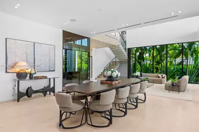 478 Tamarind Dr, Hallandale Beach, FL 33009 - Photo 15