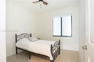 8201 NW 41st St, Doral, FL 33166 - Photo 25