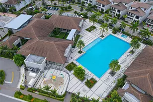 8201 NW 41st St, Doral, FL 33166 - Photo 7