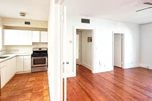 754 Meridian Ave, Miami Beach, FL 33139 - Photo 13