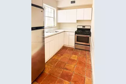 754 Meridian Ave #15, Miami Beach, FL 33139 - Photo 9