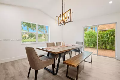 1611 SW 158th Ave, Pembroke Pines, FL 33027 - Photo 9