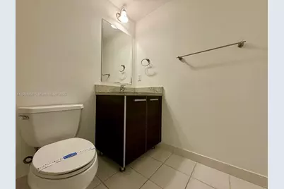 185 SW 7th St #2411, Miami, FL 33130 - Photo 15