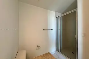 185 SW 7th St, Miami, FL 33130 - Photo 13