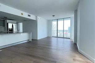 185 SW 7th St, Miami, FL 33130 - Photo 9