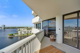 1000 E Island Blvd, Aventura, FL 33160 - Photo 57