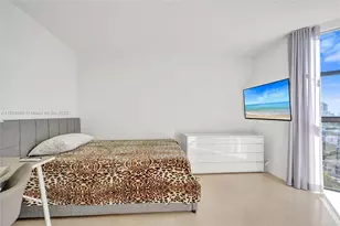 1000 E Island Blvd, Aventura, FL 33160 - Photo 27