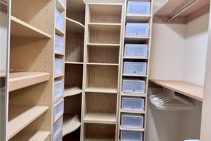 6061 Collins Ave, Miami Beach, FL 33140 - Photo 7