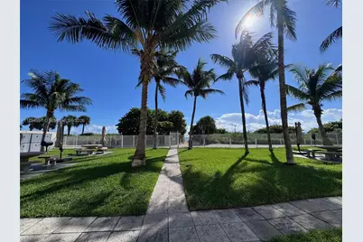6061 Collins Ave #10C, Miami Beach, FL 33140 - Photo 31