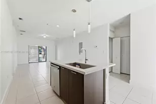 8265 NW 41st St, Doral, FL 33166 - Photo 9