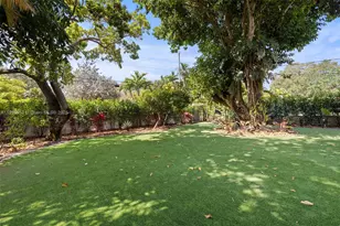 90 NE 106th St, Miami Shores, FL 33138 - Photo 5