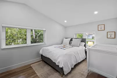 90 NE 106th St, Miami Shores, FL 33138 - Photo 17