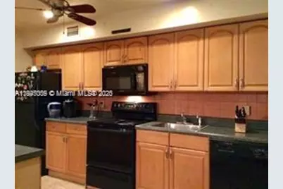 250 180th Dr #105, Sunny Isles Beach, FL 33160 - Photo 3