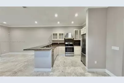 210 SW 9th St #210, Fort Lauderdale, FL 33315 - Photo 7
