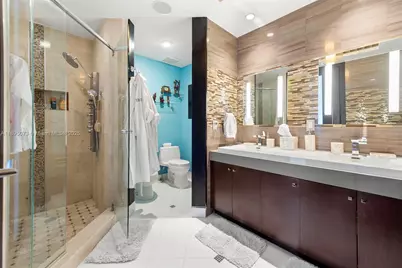 100 S Pointe Dr #1707, Miami Beach, FL 33139 - Photo 19